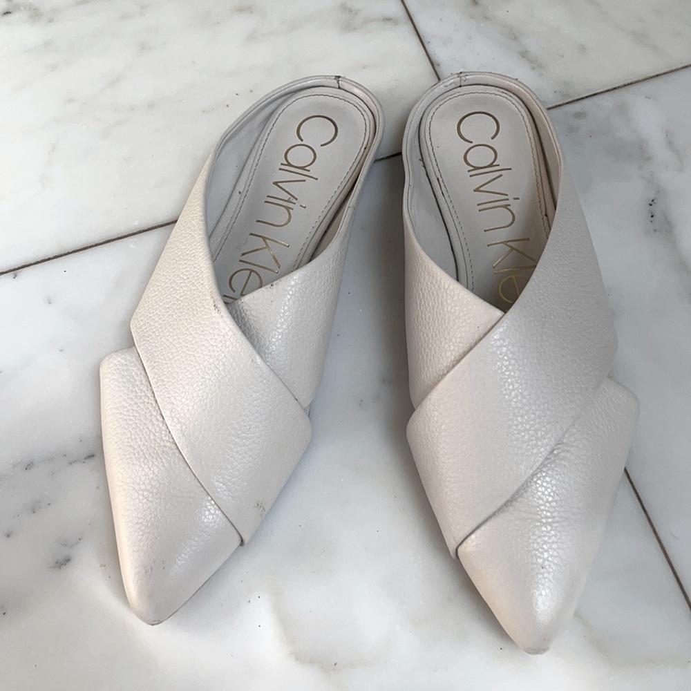 Calvin Klein off white slides